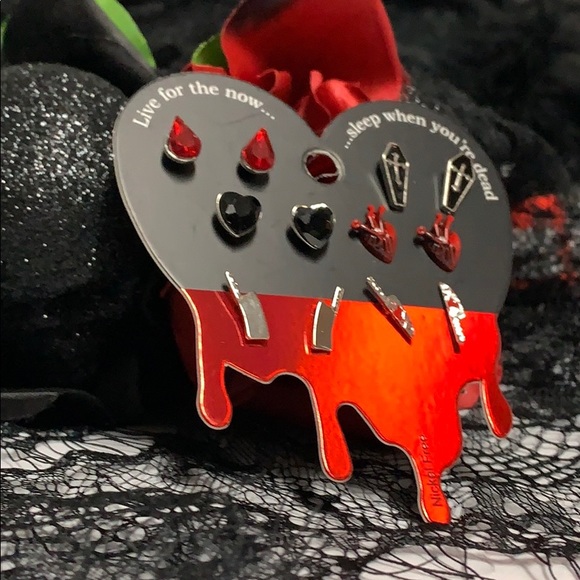 HOT TOPIC Spooky Goth Death EARRINGS 6 PAIRS! - Picture 7 of 9